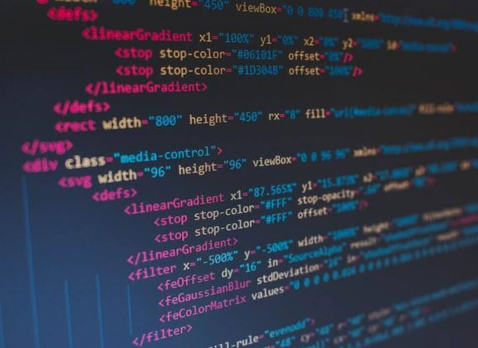 HTMLメールの作成方法とは？特徴やテキストメールとの違いも解説！