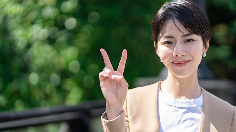 ></p>
<p>では、メール配信システムの種類について解説していきます。<br>大きく分けて<strong>「クラウド型」</strong>と「<strong>オンプレミス型</strong>」の2種類に分けて紹介するので、参考にしてみてください。</p>
<h3>クラウド型メール配信システムの特徴と利用するメリット</h3>
<p><a href=