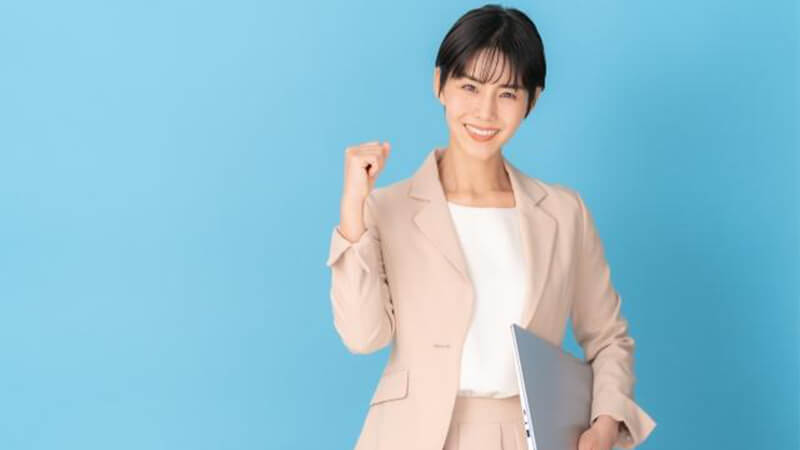 ></p>
<p><span style=